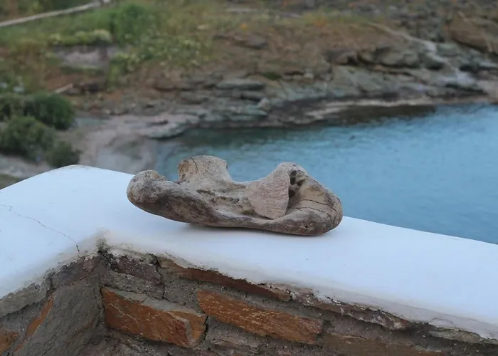 Iliada Simousi アパート