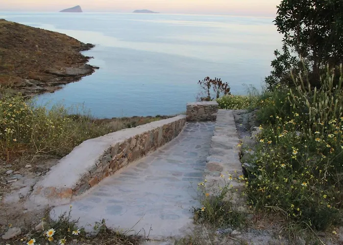 Iliada Simousi アパート *