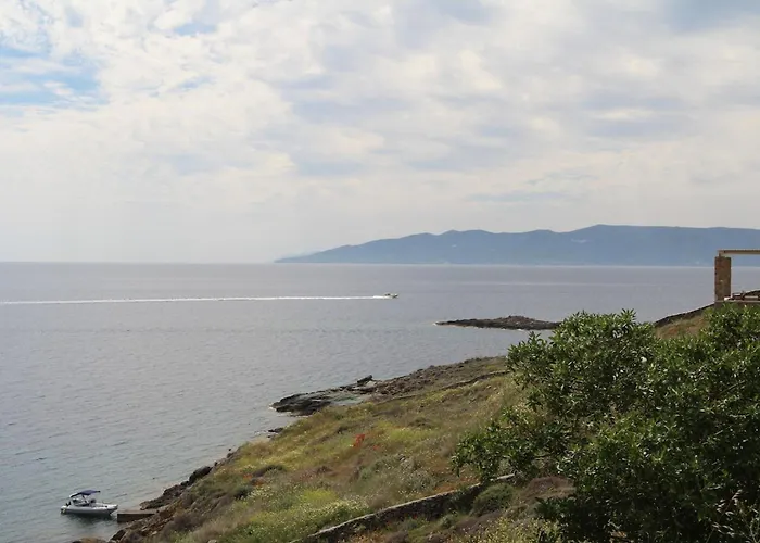 Iliada Simousi アパート *