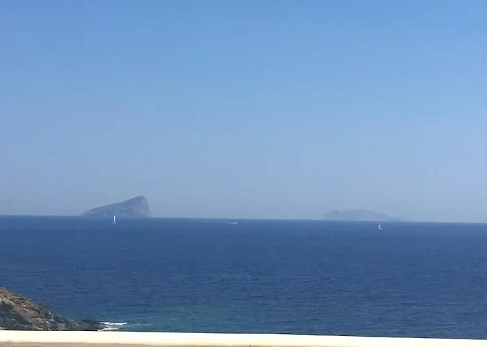 Iliada Simousi アパート