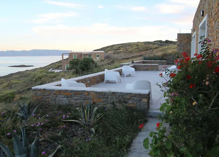 Iliada Simousi Kithnos